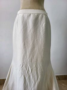 Skirt Length 40 Inches