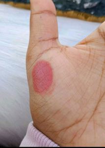 Too Faced Lip Injection Size QUeen