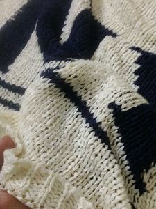 Korean Graphic Knit Crop Top