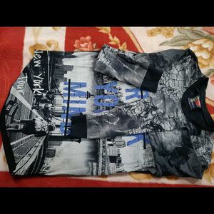Graphic Print Tee