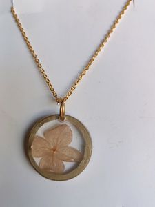 Resin Pandant Necklace