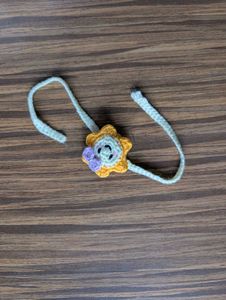 Crochet Star Rakhi For Your Little Siblings
