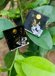 Black And Blue Set Of 2 Resin Earrings New