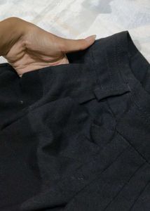 Black Pleated Skorts 🖤✨(Short+ Skirt)