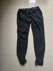 Woman&#39;s BLACK PANTS