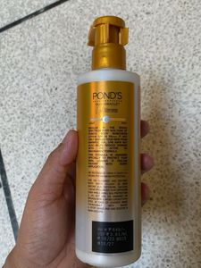 Pond&#39;s Sun Miracle SPF 30