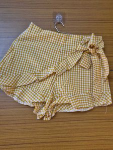 Gingham Ruffle Shorts
