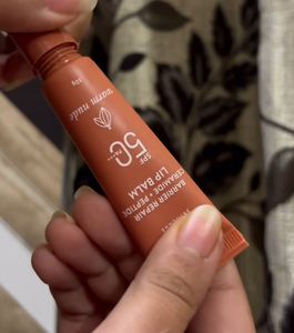 2 Pcs Dot &amp; Key Lip Balm