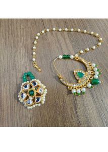 Emerald Kundan Jewelry Set