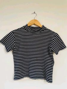 Beautiful Black Strip Top Crop Style