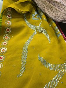 We Selling Used Sarees And They Are So Beautiful