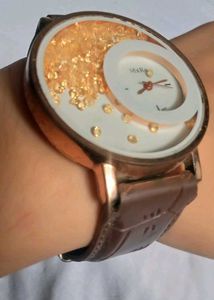 Elegant Women&#39;s Watch