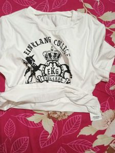 printed pullover T-shirt