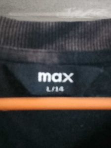 Black Graphic Tee - Number 90