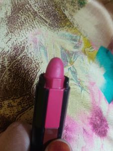 Combo Of 5 In One Lipstick And Colossal Kajal