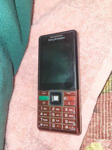 Sony Ericson J105i