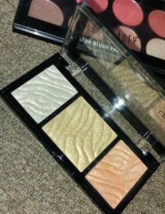 Combo Of Highlighter And Blush!