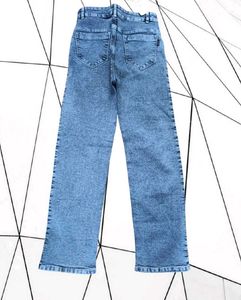 Straight Wide Leg Blue Jeans