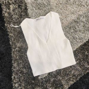 Zara White Knit V-Neck Tank