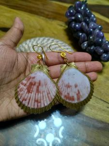 Handmade Seashell Earrings And Necklace Set