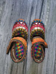 Mirrorwork Jutti Flats