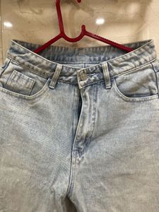 Urbanic Faded Straight Fit Jeans