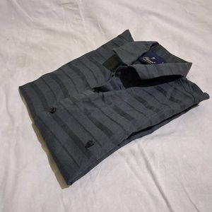 Muscle Fit HALF SHIRT (L)