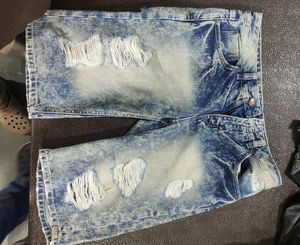 BASIC HOUSE Ripped Denim Shorts✅✅