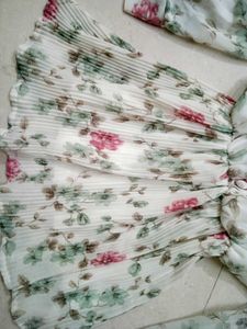 Floral Blouse Top