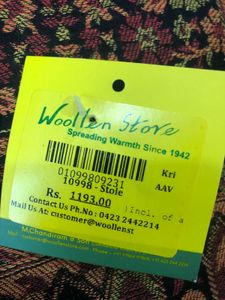 Elegant Black Wollen Shawl