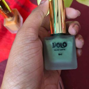 4 nail polishes combo 🎉