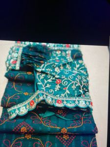 Sarees Teal Printed Fabric Set
