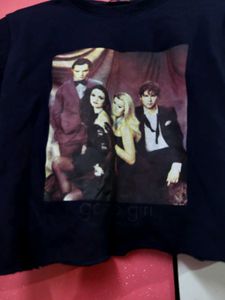 Gossip Girl Graphic Tee