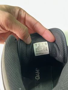 Puma Men Black &amp; White Mid-Top Sneakers