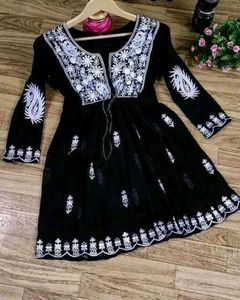 Chikankari kurti