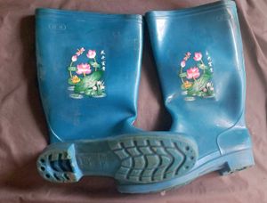 Blue Floral Rain Boots