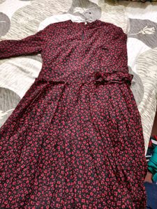 lilatin quarters Floral Print Pleated Dress