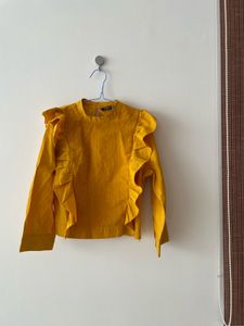 Pinteresty Yellow Top