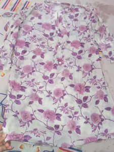 Beautiful Floral Printed Kurti