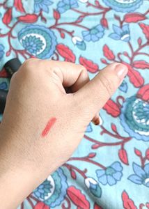 NY Bae Compact Powder with swiss beauty lipstick