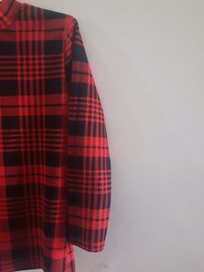 Red &amp; Black Streachable Top