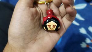 Snow White Keychain👸🏻🍎