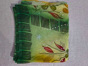 Green Floral Print Saree