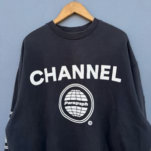Paragraph Channel Graphic Sweatshirt