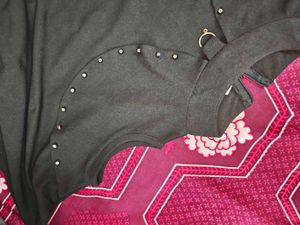 Chic Cold Shoulder Top