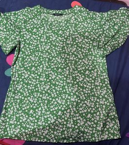 Floral Green Top