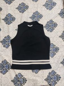 Set Of 3 Black Tops