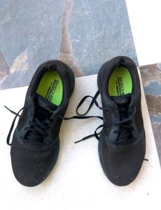 Skechers Sports Shoes