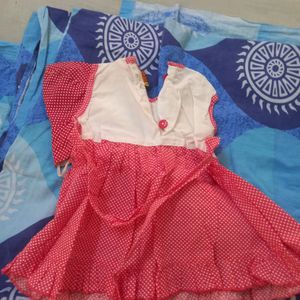 Red  &amp; White Sleeveless Frock with Hat