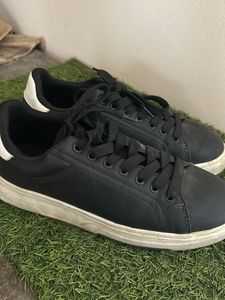 Zara Black Sneakers